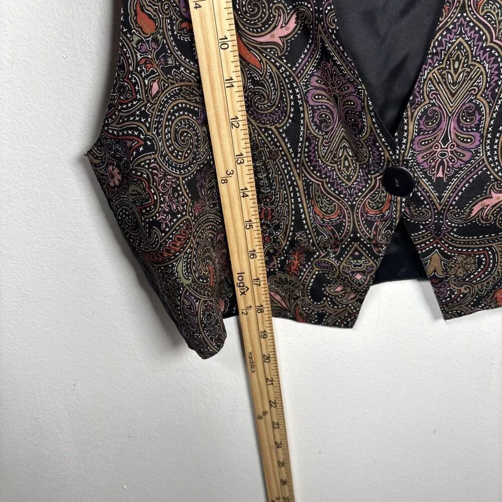 Vintage Retro Paisley Vest Women’s M 100% Rayon Made USA Button Front 90s Boho